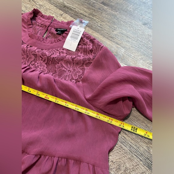 Torrid Women’s Chiffon over Lace Rose Pink top SZ 0/12/L - Picture 16 of 16